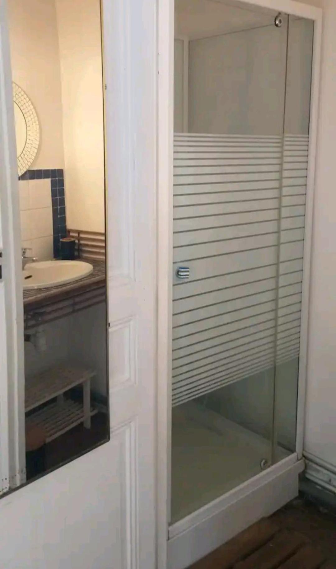 Petite Maison En Appartement *